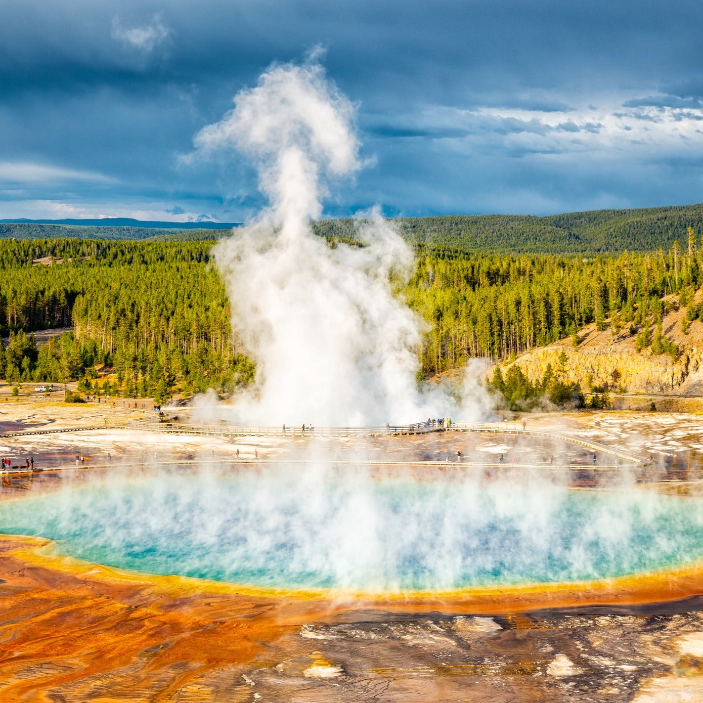 洛杉矶+大峡谷国家公园+羚羊彩穴+布莱斯峡谷国家公园+大提顿国家公园+黄石国家公园+盐湖城 6日游(团号:YB6A)